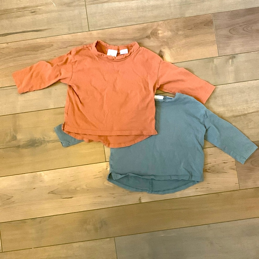 2 Zara Long-Sleeve Shirts in burnt orange and green | 9-12 months|